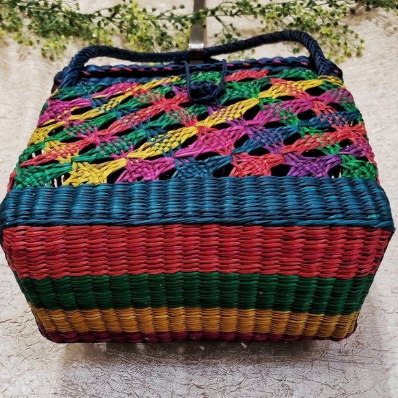 Large handbag with lid - Picture 4 of 6